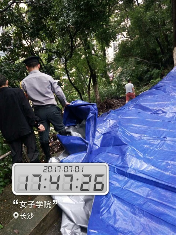 湖南保安服務,墻外高空清洗服務,湖南保利天創物業發展有限公司 湖南保安服務,墻外高空清洗服務,湖南保利天創物業發展有限公司