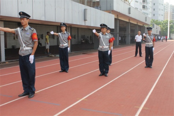 湖南保安服務(wù),墻外高空清洗服務(wù),湖南保利天創(chuàng)物業(yè)發(fā)展有限公司 湖南保安服務(wù),墻外高空清洗服務(wù),湖南保利天創(chuàng)物業(yè)發(fā)展有限公司