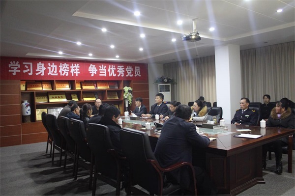 湖南保安服務(wù),墻外高空清洗服務(wù),湖南保利天創(chuàng)物業(yè)發(fā)展有限公司 湖南保安服務(wù),墻外高空清洗服務(wù),湖南保利天創(chuàng)物業(yè)發(fā)展有限公司