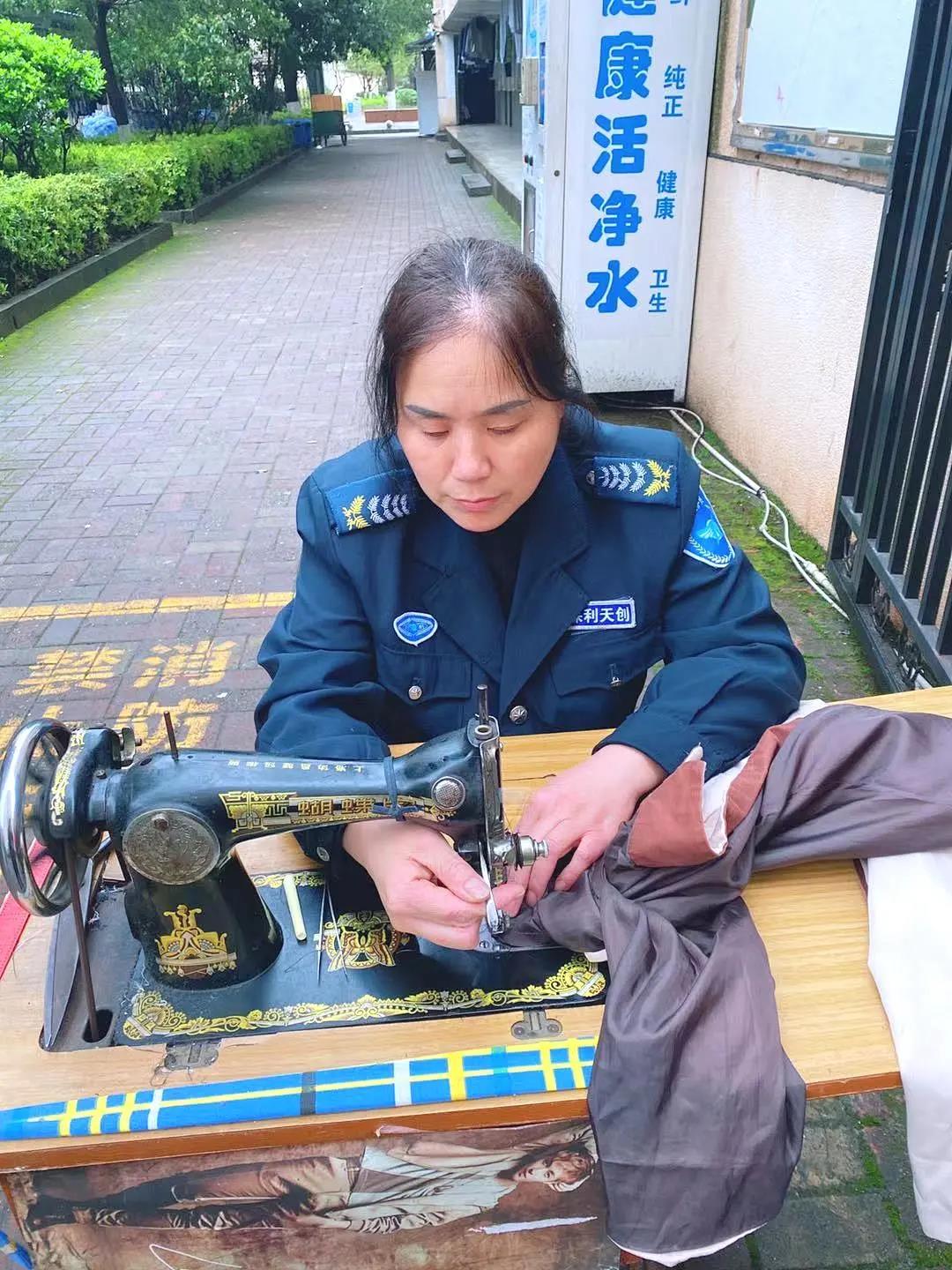 湖南保安服務,墻外高空清洗服務,湖南保利天創物業發展有限公司