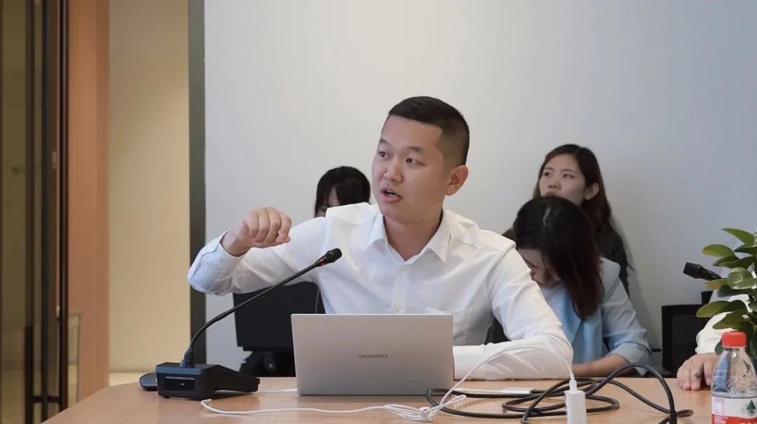 湖南保安服務,墻外高空清洗服務,湖南保利天創物業發展有限公司 湖南保安服務,墻外高空清洗服務,湖南保利天創物業發展有限公司