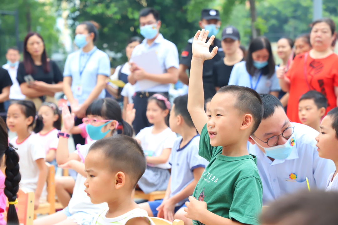 湖南保安服務,墻外高空清洗服務,湖南保利天創物業發展有限公司