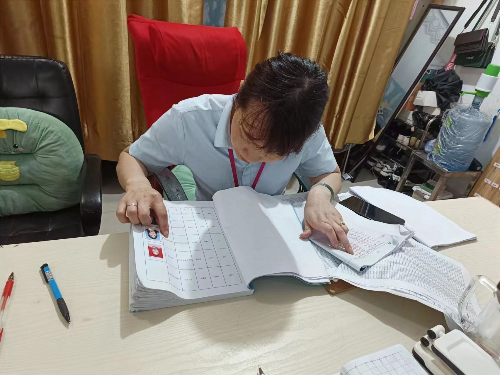 湖南保安服務(wù),墻外高空清洗服務(wù),湖南保利天創(chuàng)物業(yè)發(fā)展有限公司