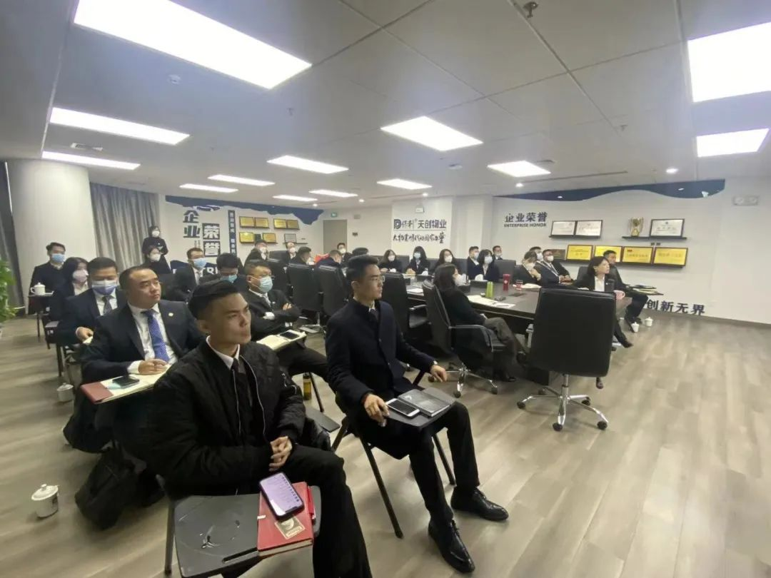 湖南保安服務,墻外高空清洗服務,湖南保利天創物業發展有限公司
