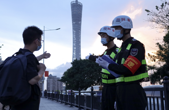 湖南保安服務,墻外高空清洗服務,湖南保利天創物業發展有限公司