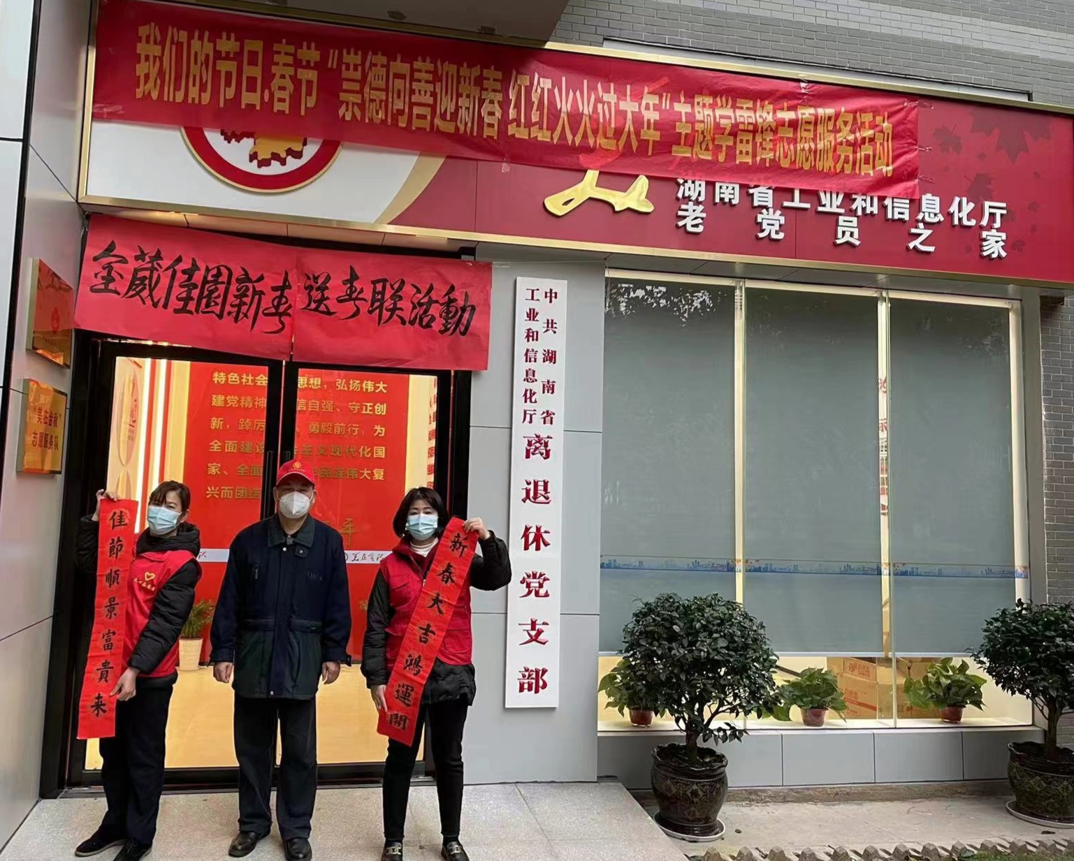 湖南保安服務(wù),墻外高空清洗服務(wù),湖南保利天創(chuàng)物業(yè)發(fā)展有限公司