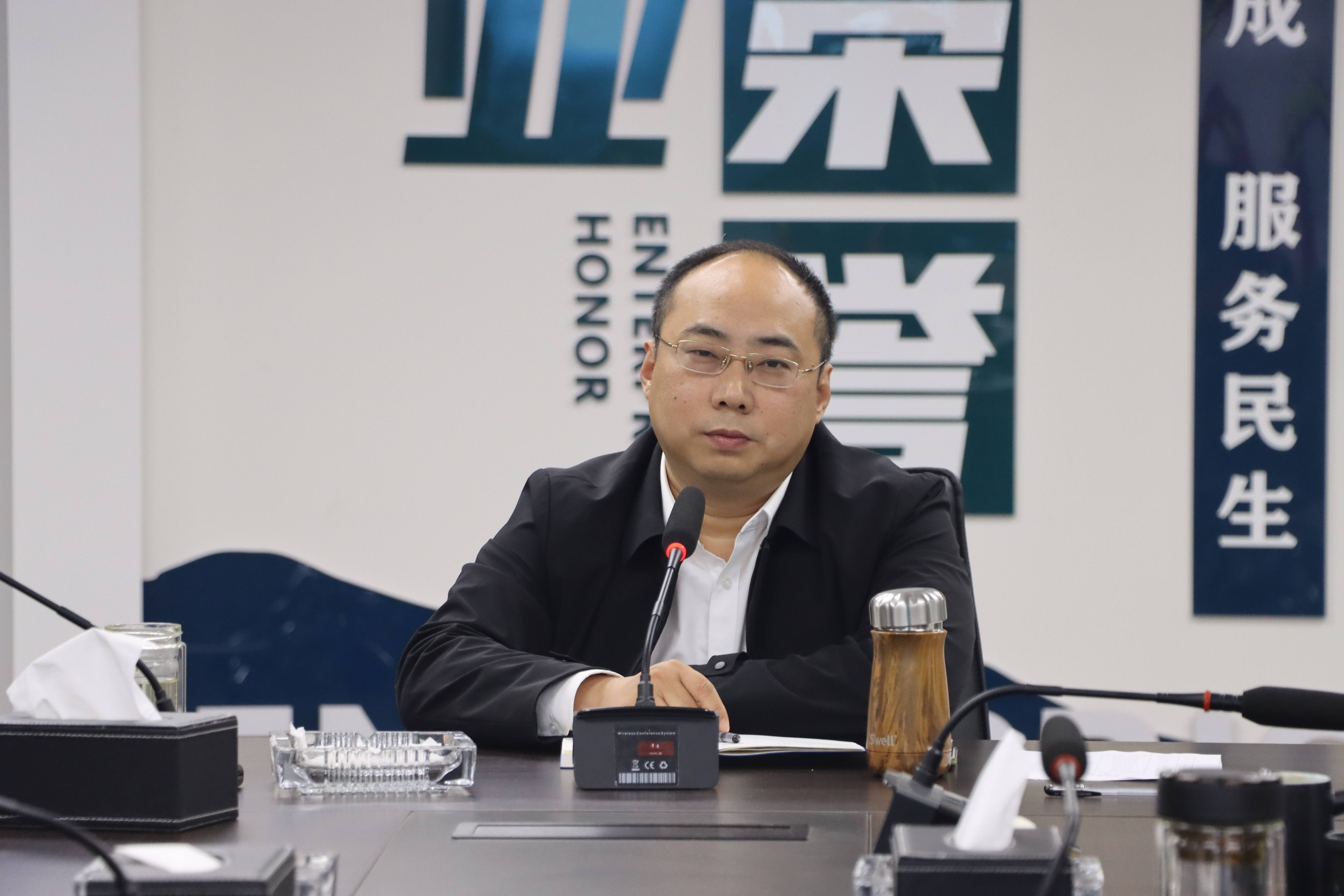湖南保安服務,墻外高空清洗服務,湖南保利天創物業發展有限公司 湖南保安服務,墻外高空清洗服務,湖南保利天創物業發展有限公司