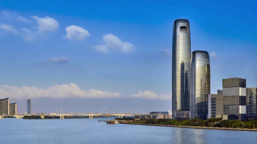 湖南保安服務,墻外高空清洗服務,湖南保利天創物業發展有限公司 湖南保安服務,墻外高空清洗服務,湖南保利天創物業發展有限公司