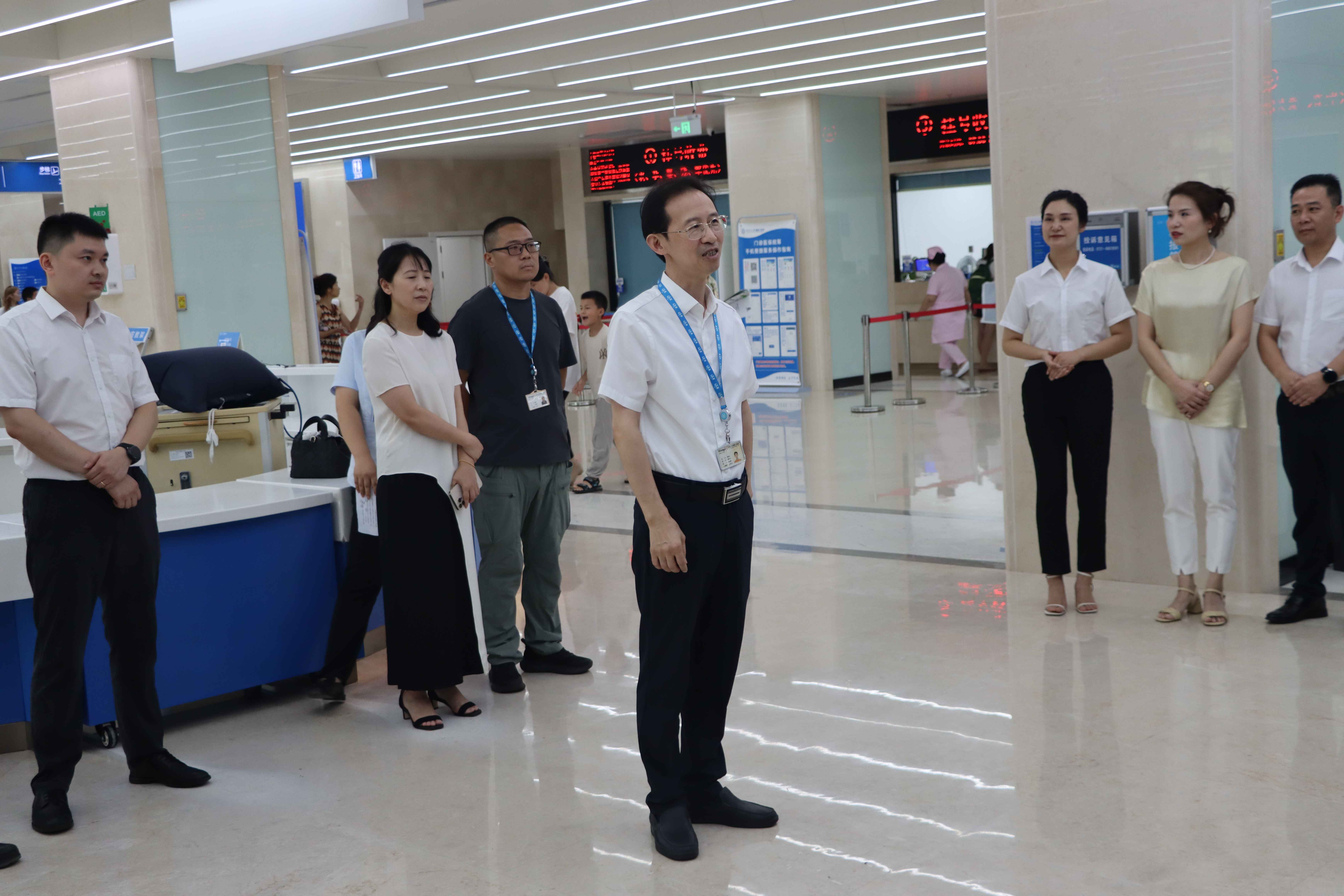 湖南保安服務,墻外高空清洗服務,湖南保利天創物業發展有限公司