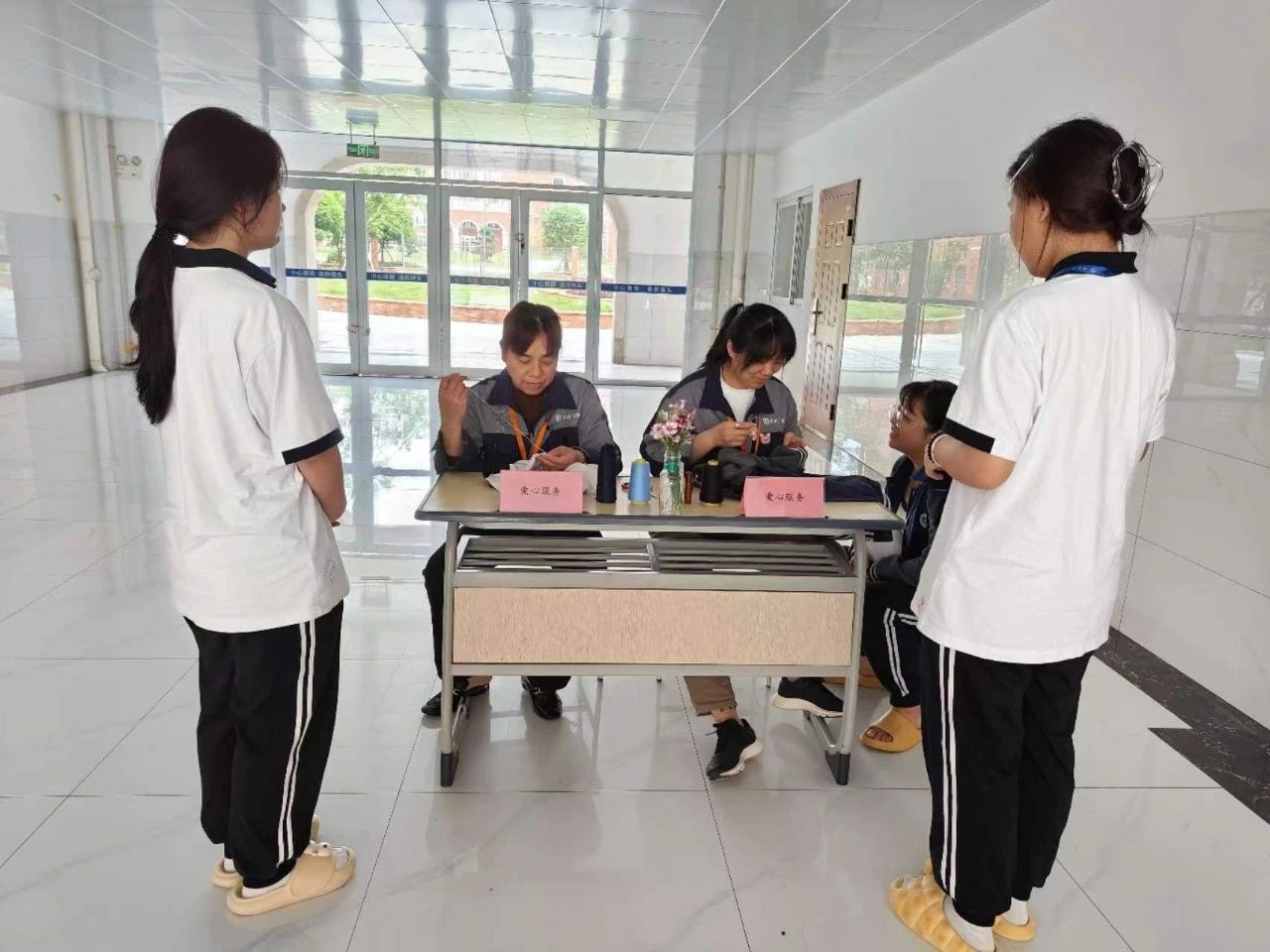 湖南保安服務,墻外高空清洗服務,湖南保利天創物業發展有限公司