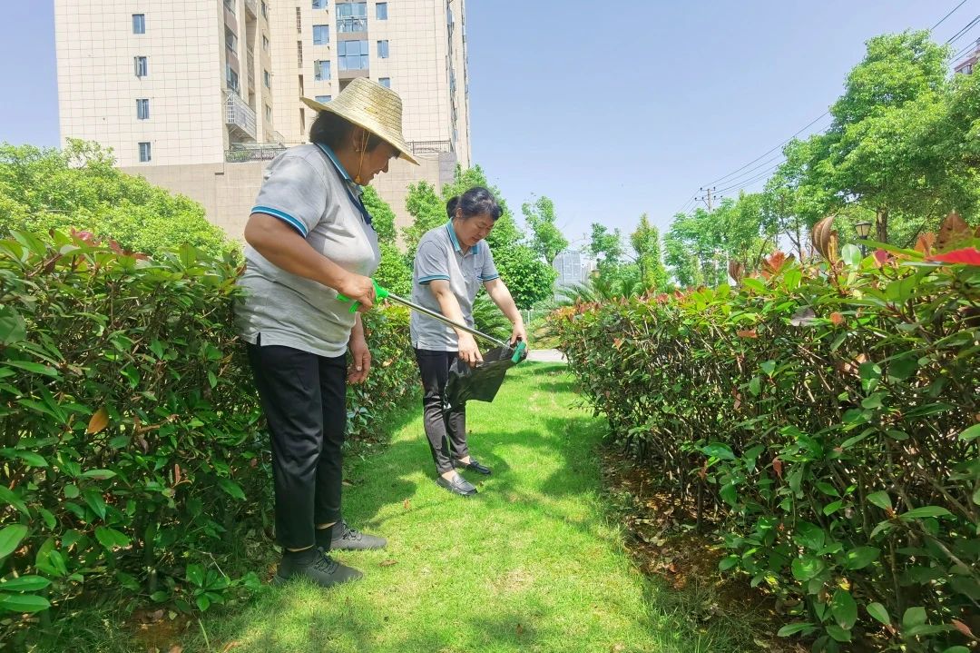 湖南保安服務,墻外高空清洗服務,湖南保利天創物業發展有限公司