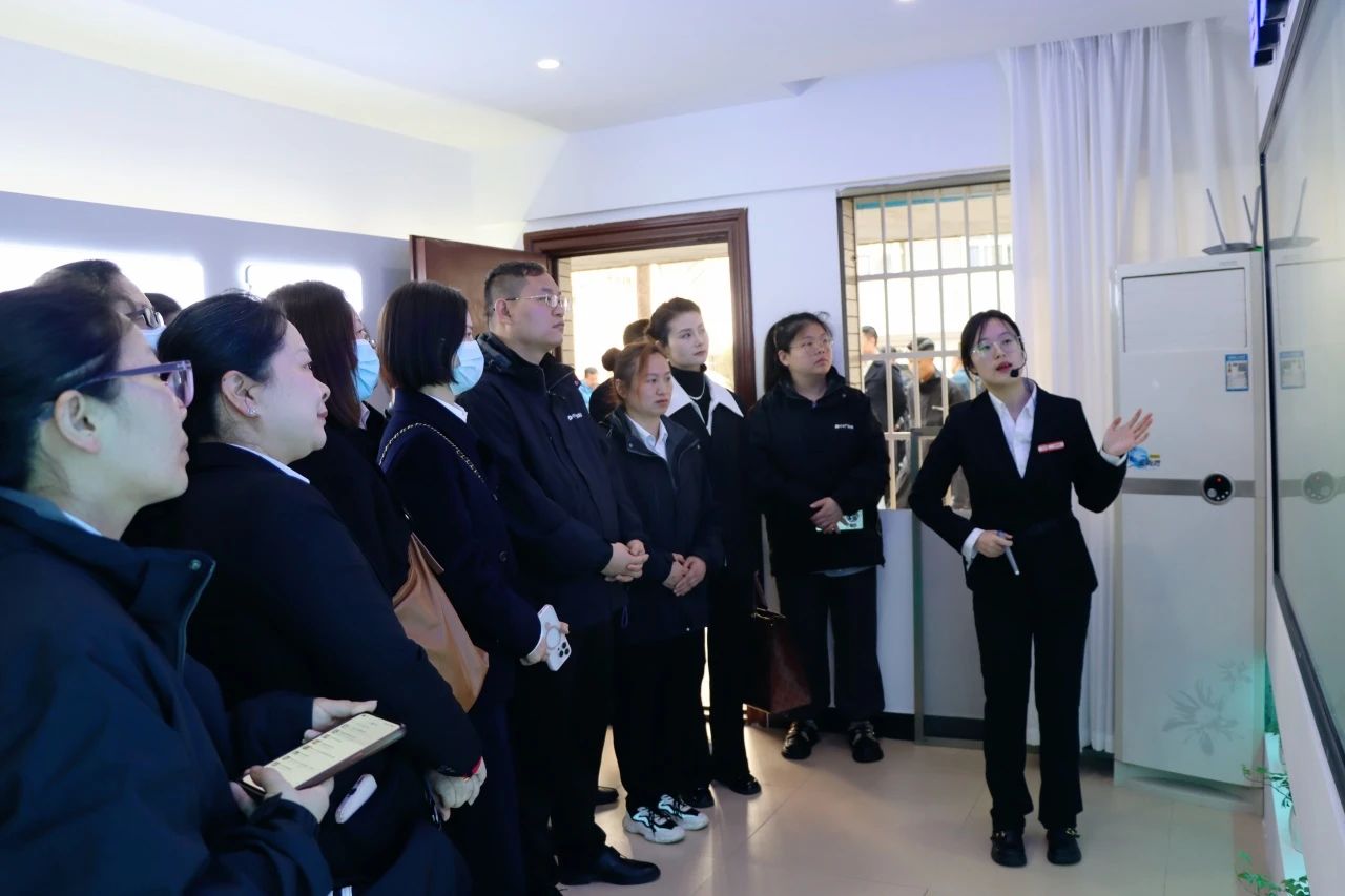 湖南保安服務,墻外高空清洗服務,湖南保利天創物業發展有限公司